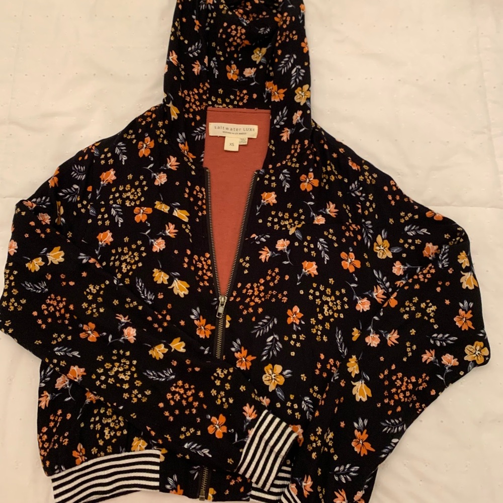 Sweater - Picture 2 of 2